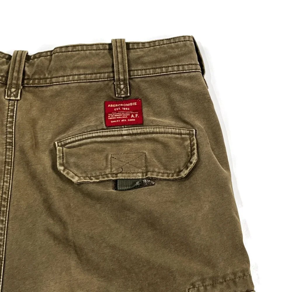 Abercrombie & Fitch‎ Cargo Shorts Green Heavy Button Fly 31 T-2083 Military